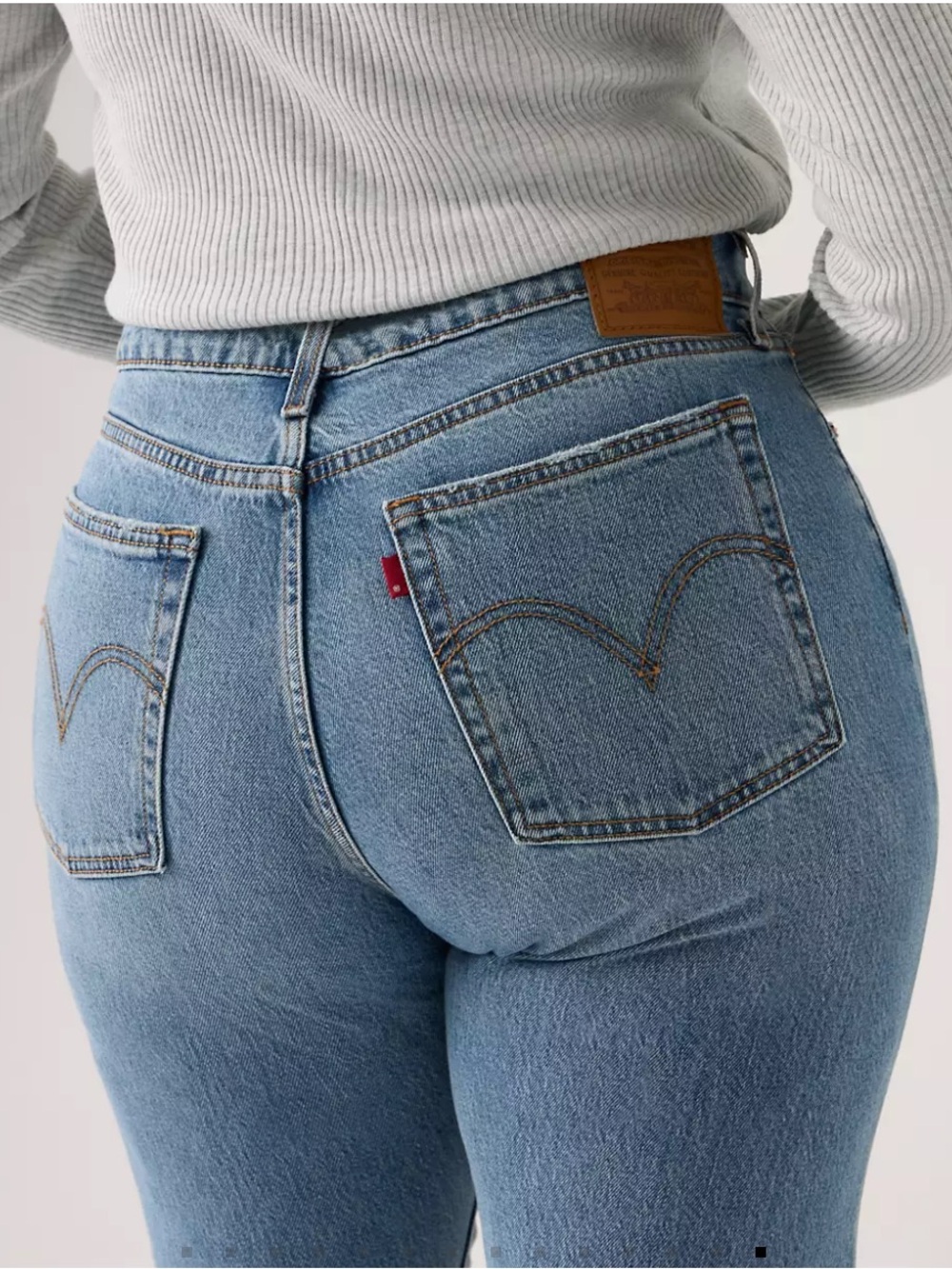 Levi’s Wedgie Straight Ankle Jeans Size 29